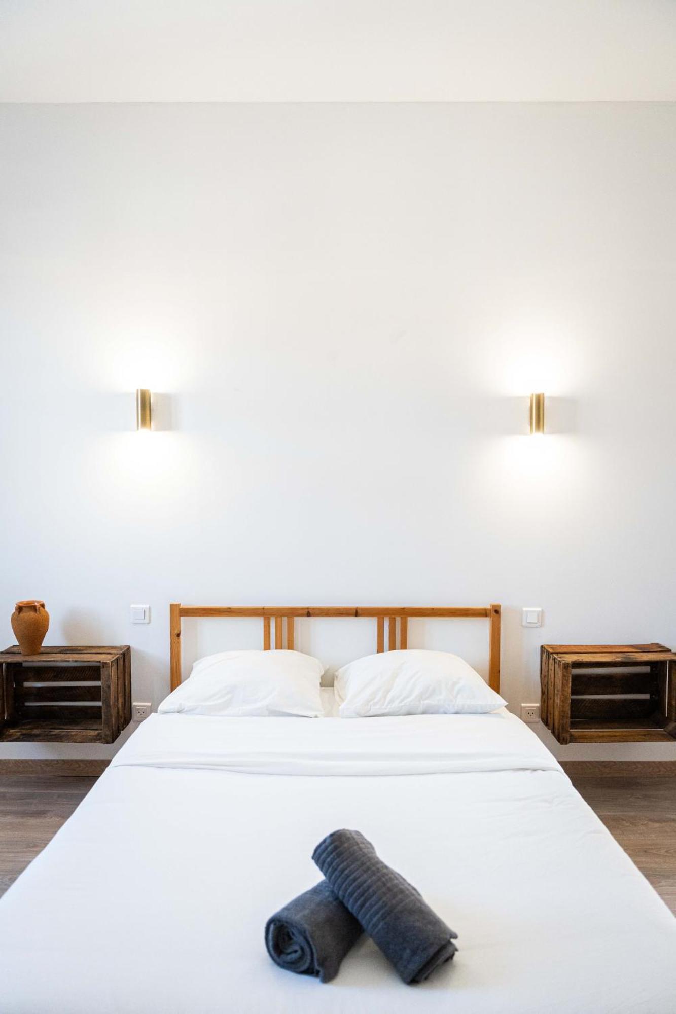 סלון-דו-ז'ירו Grand Appartement Familiale - Camargue מראה חיצוני תמונה