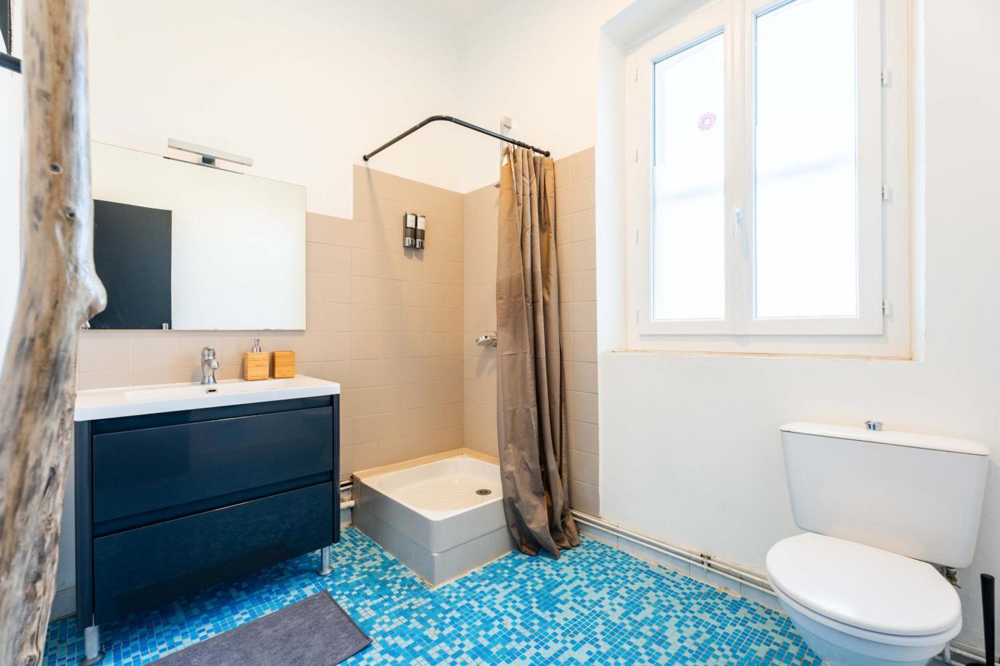 סלון-דו-ז'ירו Grand Appartement Familiale - Camargue מראה חיצוני תמונה